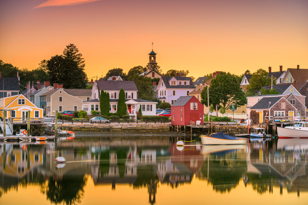 Portsmouth, New Hampshire, USA townscape at dusk.